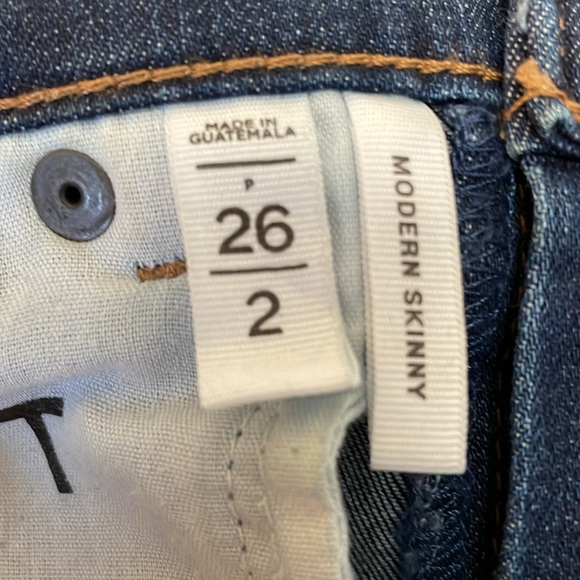 LOFT modern skinny distressed crop jeans - Picture 3 of 7